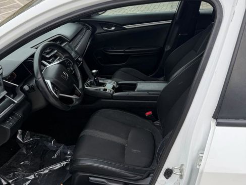 Used 2019 Honda Civic Sport image 4