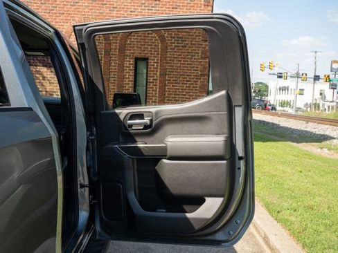 Used 2021 GMC Sierra 1500 AT4 w/ AT4 Premium Package AWD/4WD image 49