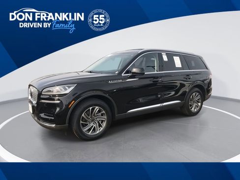 Used 2023 Lincoln Aviator Standard image 1