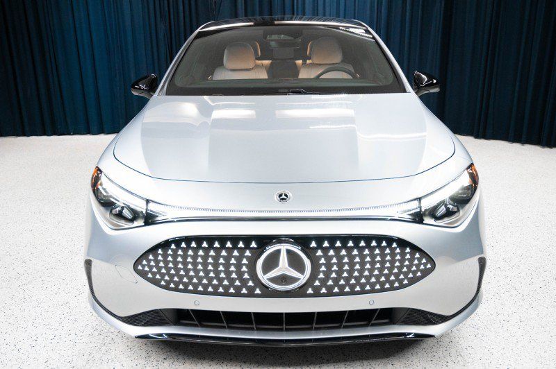 New 2027 Mercedes-Benz CLA 250+ image 2