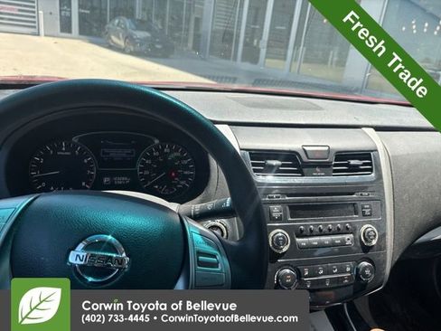 Used 2014 Nissan Altima 2.5 S FWD image 14