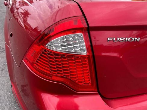 Used 2011 Ford Fusion SE w/ 201A Rapid Spec Order Code FWD image 30