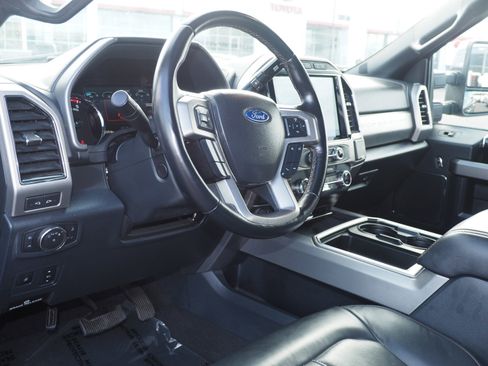 Used 2022 Ford F250 Platinum w/ FX4 Off-Road Package image 14