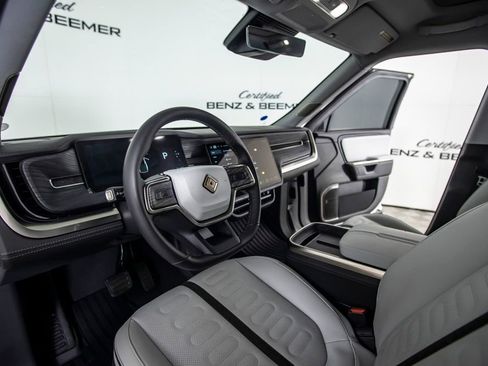 Used 2025 Rivian R1T Adventure AWD/4WD image 19