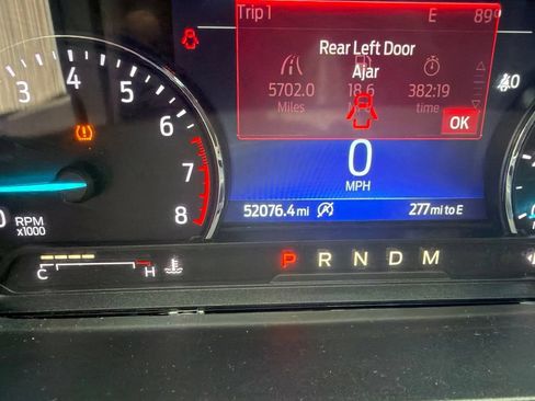 Used 2020 Ford Explorer XLT RWD image 4