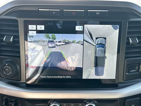 Certified 2022 Ford F150 XLT w/ Equipment Group 302A High image 30