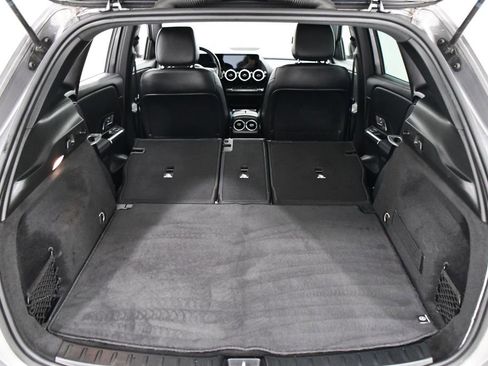 Certified 2022 Mercedes-Benz GLA 250 4MATIC image 23