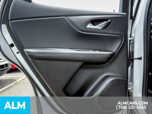 Used 2020 Chevrolet Blazer LT FWD image 12