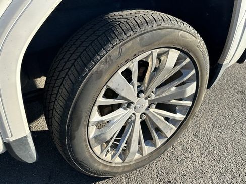 Used 2024 GMC Sierra 3500 Denali Ultimate image 11