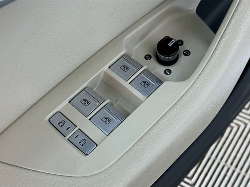 Used 2019 Audi A6 3.0T Premium w/ Convenience Package image 18