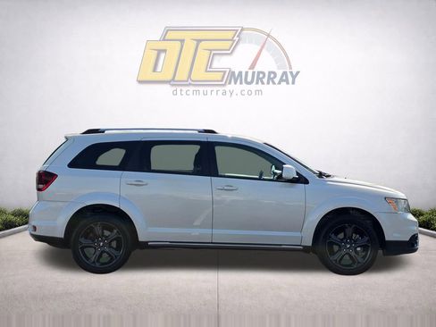 Used 2019 Dodge Journey Crossroad FWD image 4