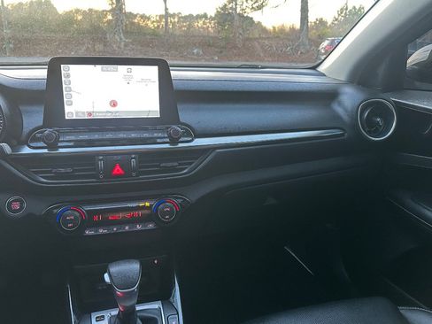 Used 2021 Kia Forte EX image 39