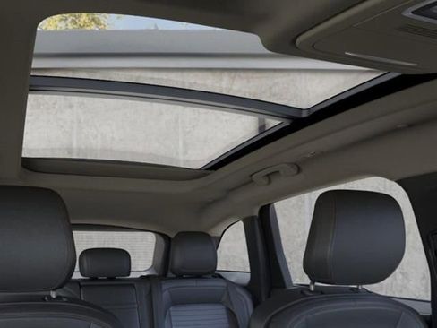 New 2026 Lincoln Nautilus Reserve w/ Jet Appearance Package image 22