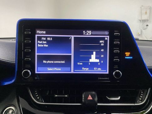 Used 2020 Toyota C-HR LE image 19