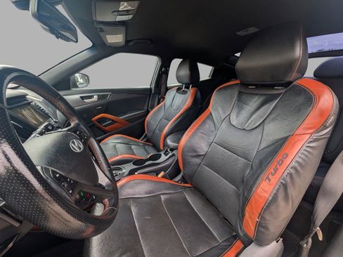 Used 2016 Hyundai Veloster Turbo FWD image 19