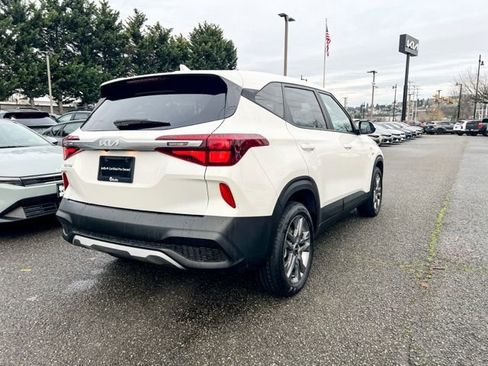 Certified 2023 Kia Seltos LX image 6