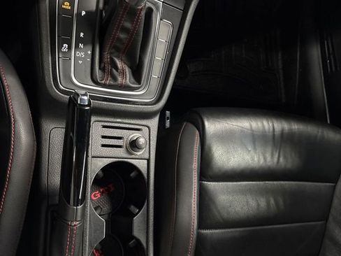 Used 2015 Volkswagen GTI Autobahn image 32