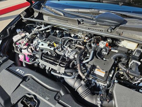 Used 2025 Toyota Prius LE image 23