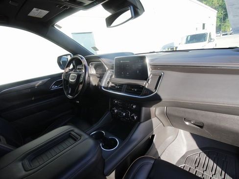 Used 2023 GMC Yukon XL AT4 w/ Technology Package image 37
