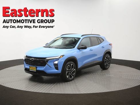 Used 2024 Chevrolet Trax RS w/ Driver Confidence Package FWD image 55
