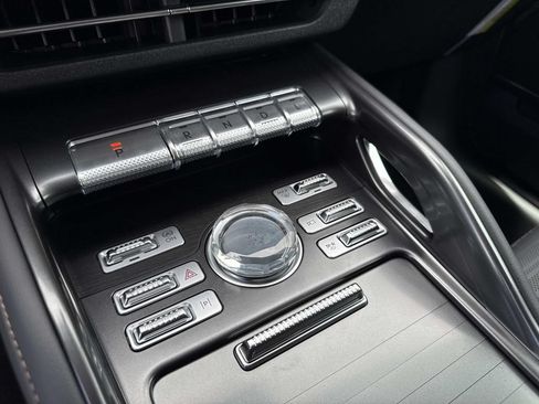 New 2026 Lincoln Nautilus Reserve AWD/4WD image 29