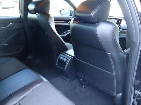 Used 2022 Honda Accord Sport image 24