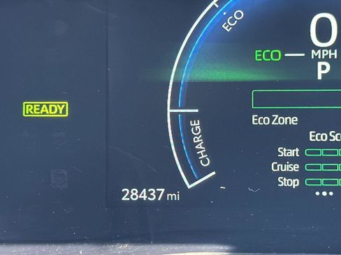 Certified 2025 Toyota Camry SE w/ Convenience Package image 14