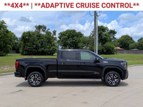 Used 2023 GMC Sierra 1500 AT4 w/ AT4 Premium Package AWD/4WD image 10