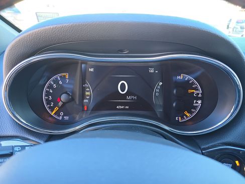 Used 2021 Jeep Grand Cherokee Trailhawk w/ Trailhawk Luxury Group image 34