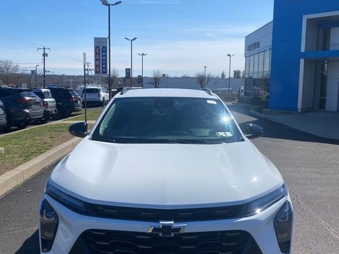 Used 2025 Chevrolet Trax ACTIV w/ Driver Confidence Package image 10