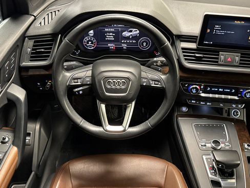 Used 2019 Audi Q5 Premium Plus w/ Premium Plus Package image 13