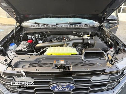 New 2026 Ford Expedition Active image 25