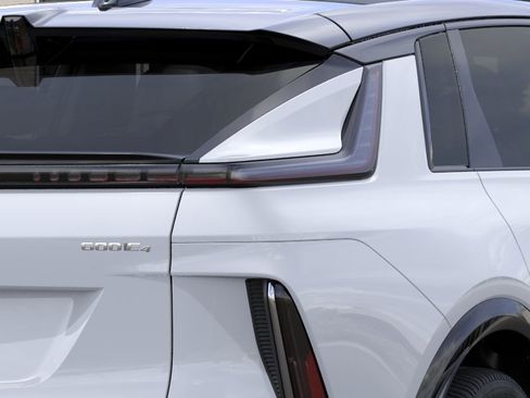 New 2026 Cadillac Lyriq Sport image 11