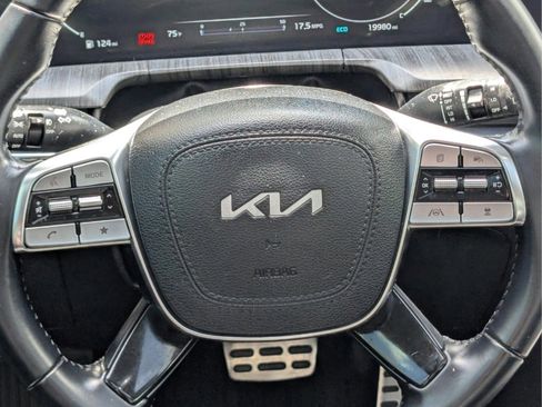 Used 2024 Kia Telluride SX FWD image 14