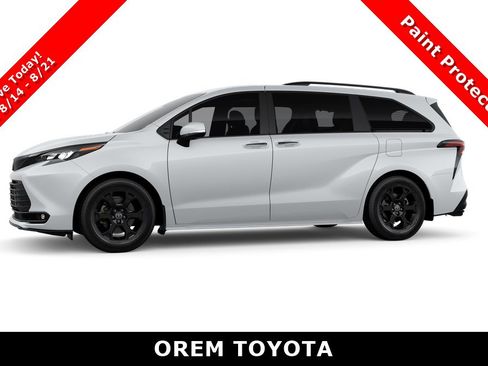 New 2026 Toyota Sienna XLE Woodland Edition AWD/4WD image 3