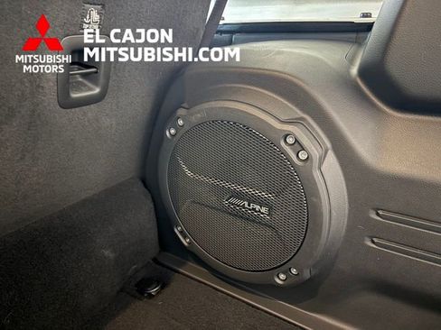 Used 2025 Jeep Wrangler Unlimited Sahara AWD/4WD image 6