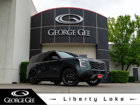 Used 2026 Nissan Armada PRO-4X AWD/4WD image 1