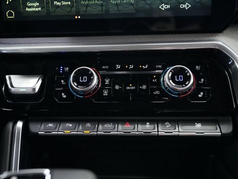 Used 2023 GMC Sierra 1500 Denali w/ Denali Reserve Package AWD/4WD image 19