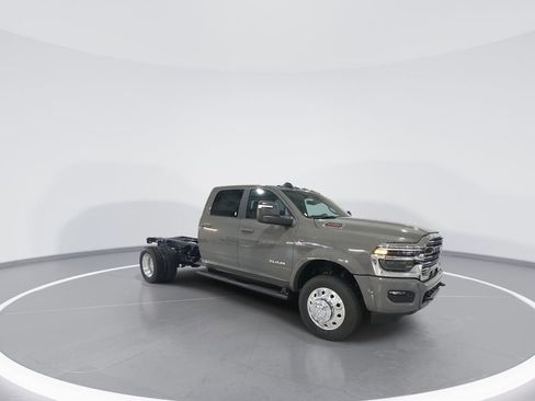 New 2026 RAM 5500 Tradesman w/ Laramie Trim Package image 2