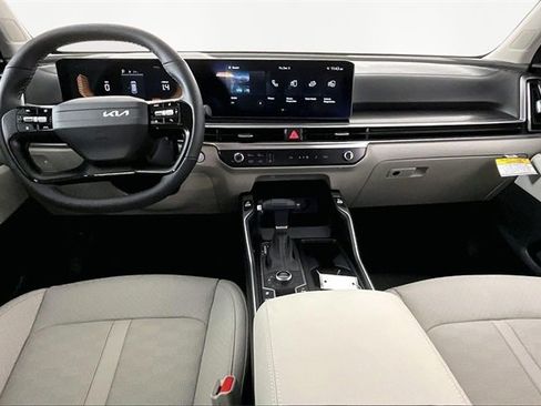 New 2026 Kia Sorento S image 6
