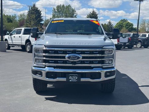 Used 2025 Ford F350 Lariat AWD/4WD image 2