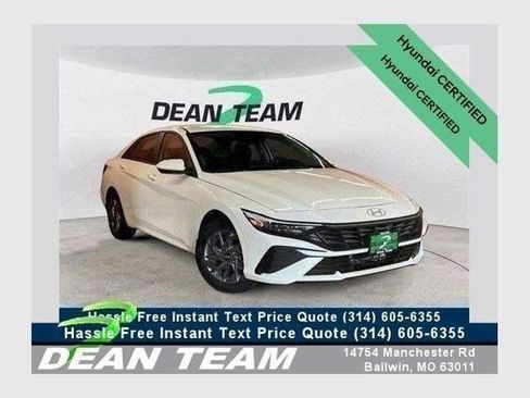 Certified 2025 Hyundai Elantra Blue image 1