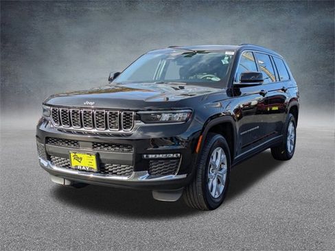 Certified 2023 Jeep Grand Cherokee L Limited w/ Trailer Tow Group (B) image 8