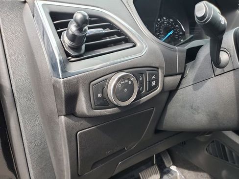 Used 2024 Ford Edge Titanium image 13