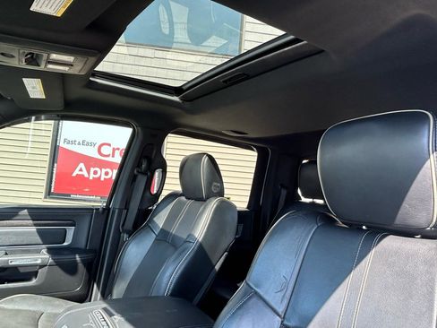 Used 2016 RAM 1500 Limited AWD/4WD image 17