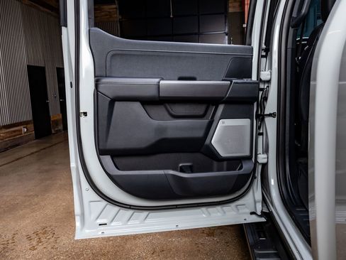 Used 2026 Ford F150 Lariat AWD/4WD image 39