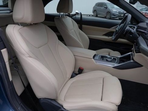 Certified 2025 BMW 440i xDrive Convertible w/ Premium Package image 18