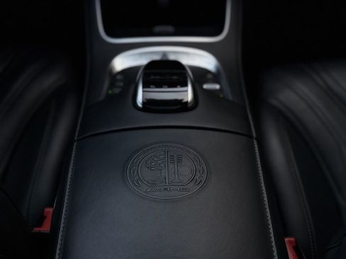 Used 2015 Mercedes-Benz S 63 AMG 4MATIC Sedan image 36