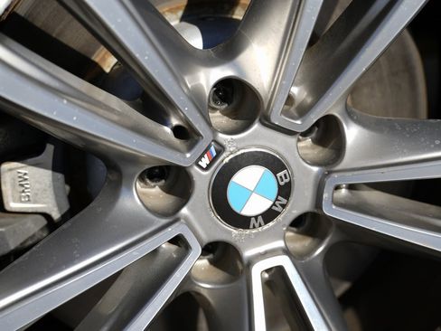 Used 2016 BMW 750i xDrive image 15