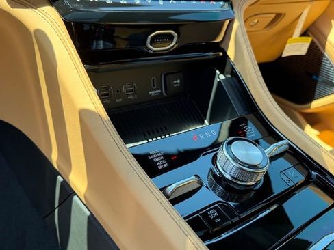 New 2026 Jeep Grand Cherokee L Summit AWD/4WD image 23